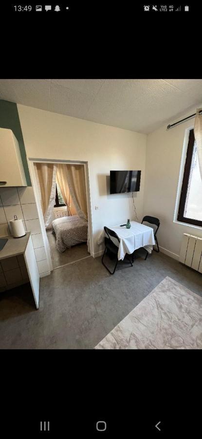 Apartmán T2 Proche Gare Avec Wifi 1Er Etage Chartres Exteriér fotografie